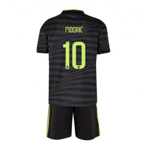 Real Madrid Luka Modric #10 kläder Barn 2022-23 Tredje Tröja Kortärmad (+ korta byxor)
